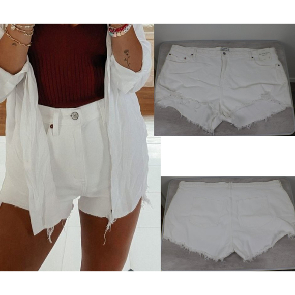 Abercrombie & Fitch Women Size 24 White Curve Love High Rise Mom Denim Shorts - Picture 2 of 6